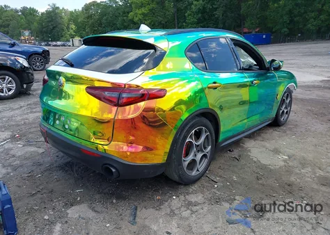 2022 Alfa Romeo Stelvio Sprint Awd из США, поврежденный, VIN ZASPAKANXN7D41462